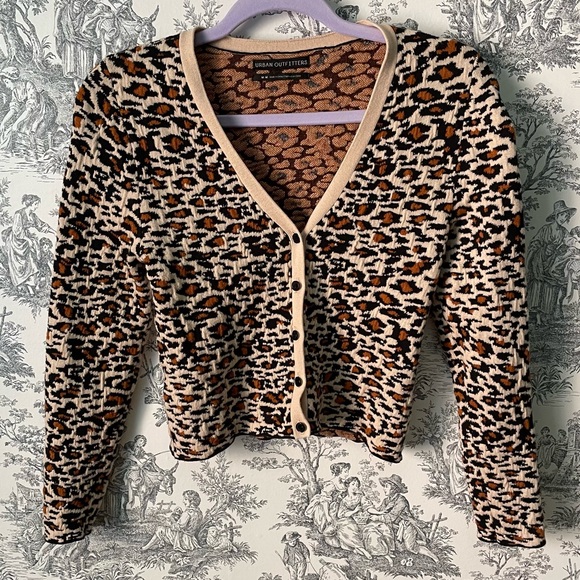 Cheetah Print cardigan - Picture 3 of 7